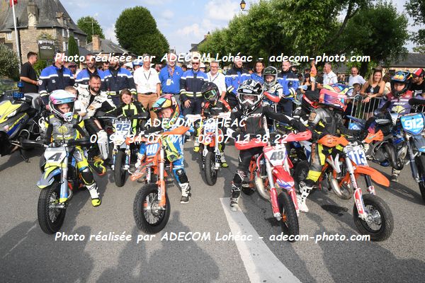 http://v2.adecom-photo.com/images//8.MOTO/2025/9_SUPERMOTARD_LOHEAC_2025/LA_PARADE/54A_0757.JPG