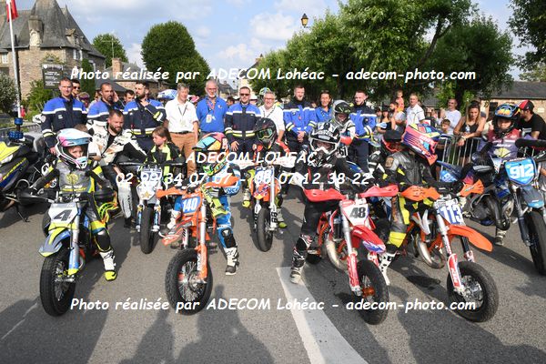 http://v2.adecom-photo.com/images//8.MOTO/2025/9_SUPERMOTARD_LOHEAC_2025/LA_PARADE/54A_0760.JPG