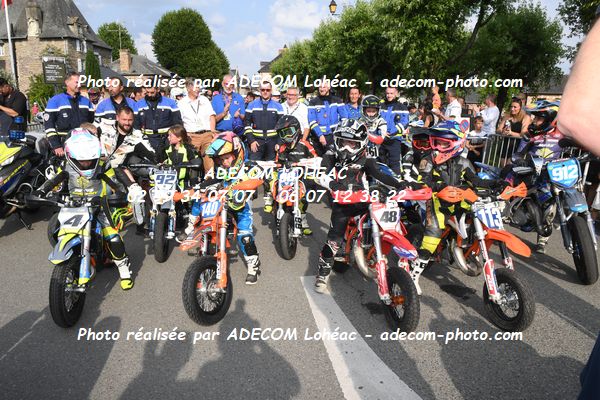 http://v2.adecom-photo.com/images//8.MOTO/2025/9_SUPERMOTARD_LOHEAC_2025/LA_PARADE/54A_0762.JPG