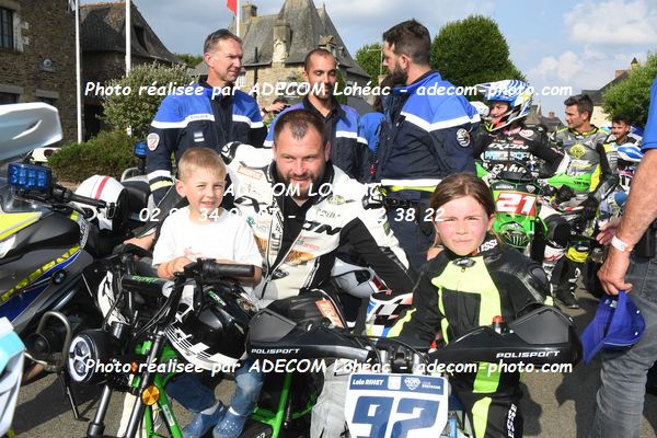 http://v2.adecom-photo.com/images//8.MOTO/2025/9_SUPERMOTARD_LOHEAC_2025/LA_PARADE/54A_0764.JPG