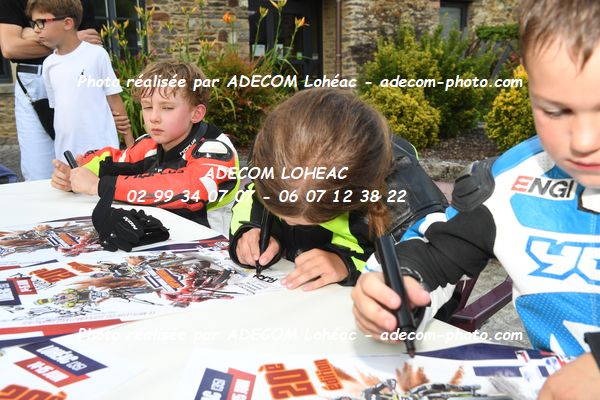 http://v2.adecom-photo.com/images//8.MOTO/2025/9_SUPERMOTARD_LOHEAC_2025/LA_PARADE/54A_0770.JPG