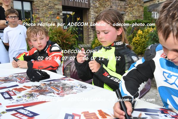 http://v2.adecom-photo.com/images//8.MOTO/2025/9_SUPERMOTARD_LOHEAC_2025/LA_PARADE/54A_0771.JPG