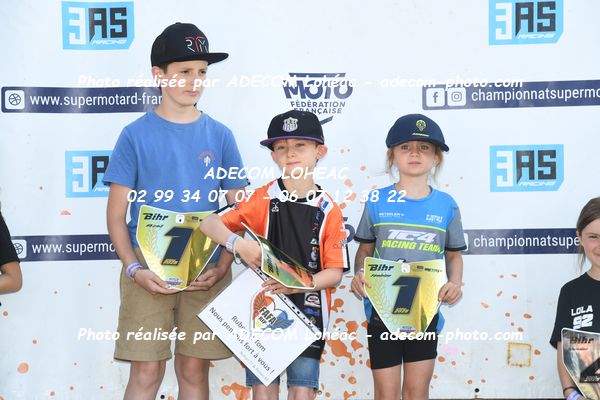 http://v2.adecom-photo.com/images//8.MOTO/2025/9_SUPERMOTARD_LOHEAC_2025/PODIUMS/54A_6526.JPG