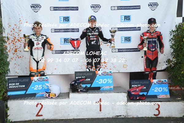 http://v2.adecom-photo.com/images//8.MOTO/2025/9_SUPERMOTARD_LOHEAC_2025/PODIUMS/54A_6542.JPG
