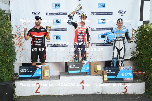 http://v2.adecom-photo.com/images//8.MOTO/2025/9_SUPERMOTARD_LOHEAC_2025/PODIUMS/54A_6551.JPG
