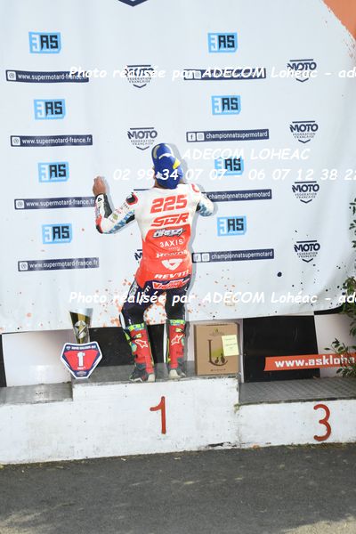 http://v2.adecom-photo.com/images//8.MOTO/2025/9_SUPERMOTARD_LOHEAC_2025/PODIUMS/54A_6554.JPG