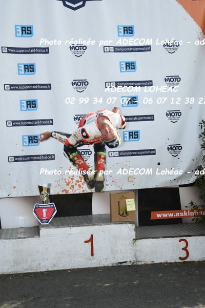 http://v2.adecom-photo.com/images//8.MOTO/2025/9_SUPERMOTARD_LOHEAC_2025/PODIUMS/54A_6555.JPG