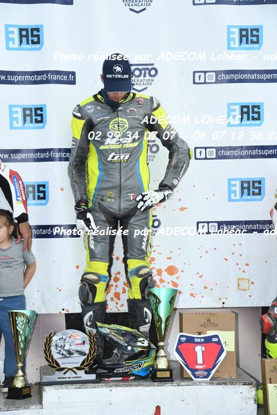 http://v2.adecom-photo.com/images//8.MOTO/2025/9_SUPERMOTARD_LOHEAC_2025/PODIUMS/54A_6560.JPG