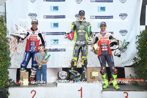 http://v2.adecom-photo.com/images//8.MOTO/2025/9_SUPERMOTARD_LOHEAC_2025/PODIUMS/54A_6564.JPG