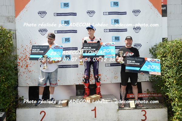 http://v2.adecom-photo.com/images//8.MOTO/2025/9_SUPERMOTARD_LOHEAC_2025/PODIUMS/54B_9882.JPG